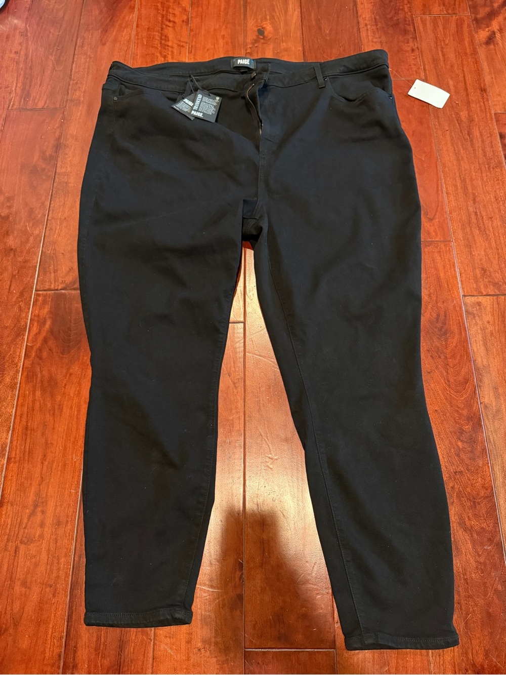 NWT PAIGE Black Hoxton Ankle Jeans